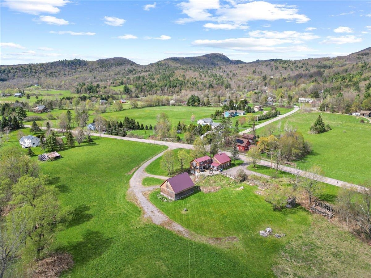 198 River Road