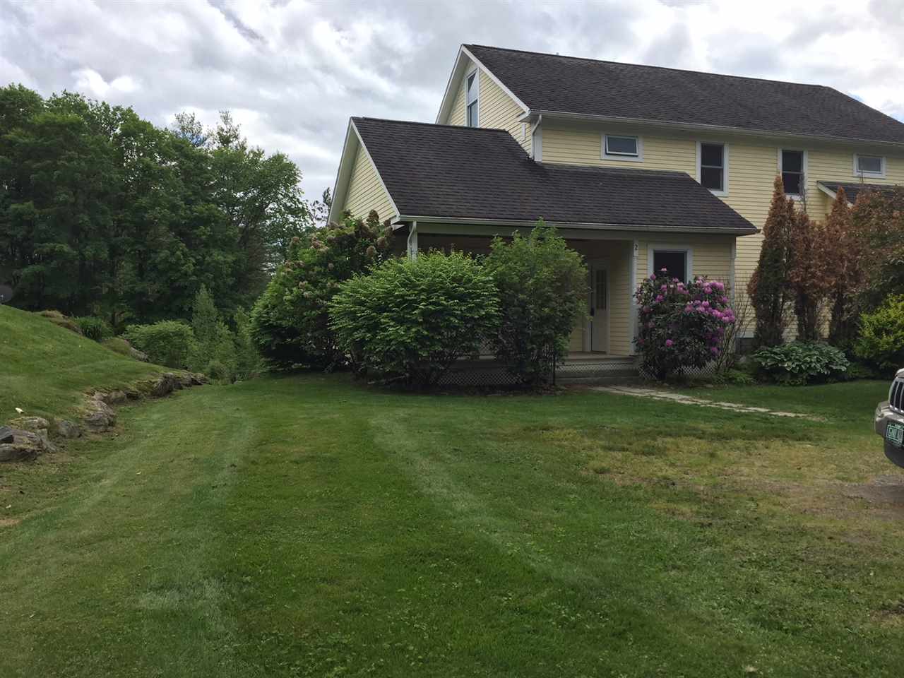198 Thomas Lane, Unit 2