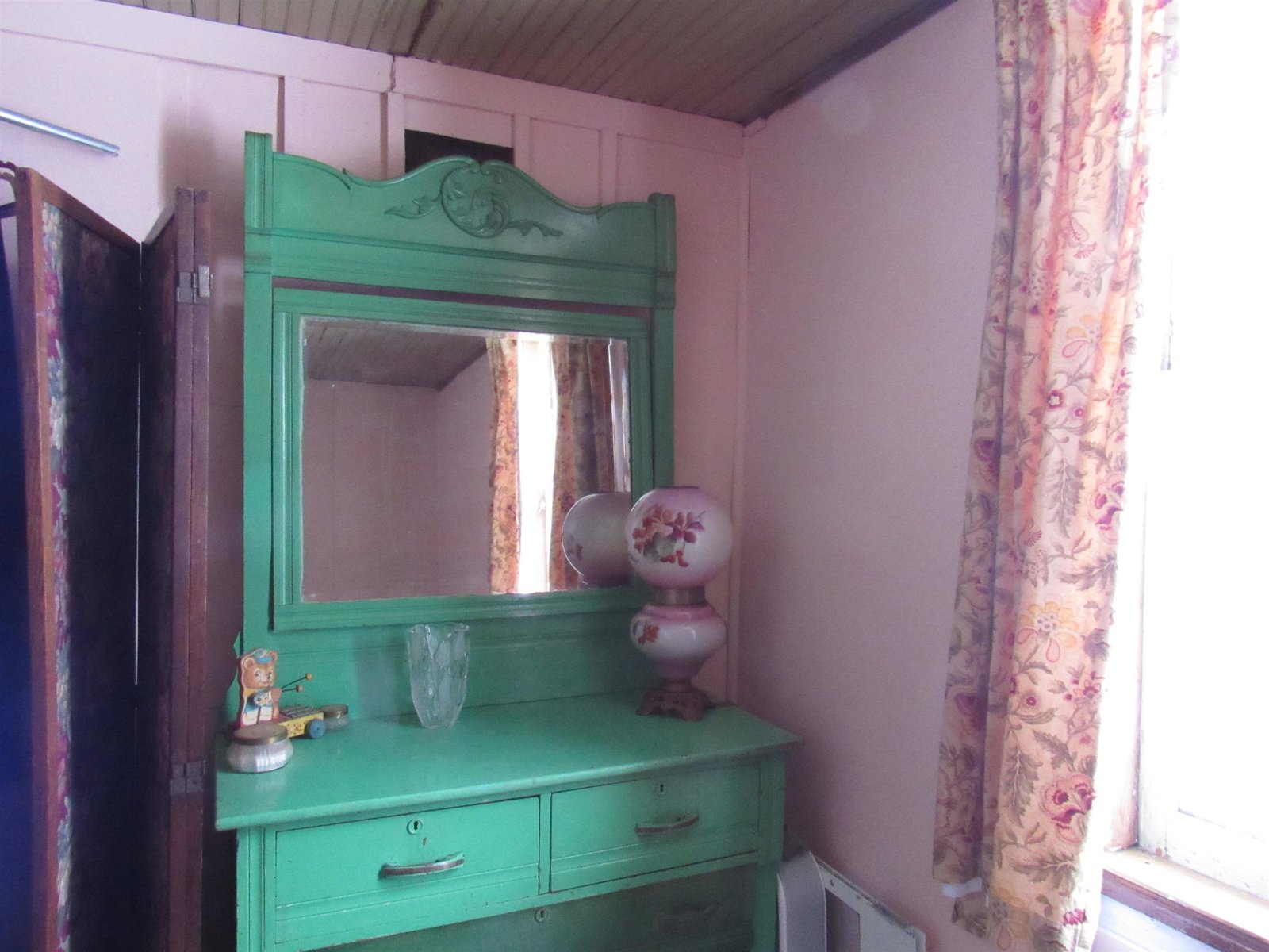 Main Floor Bedroom