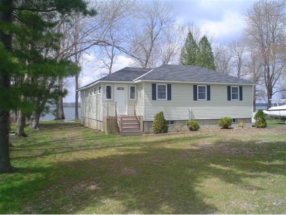 199 Oakridge Ln