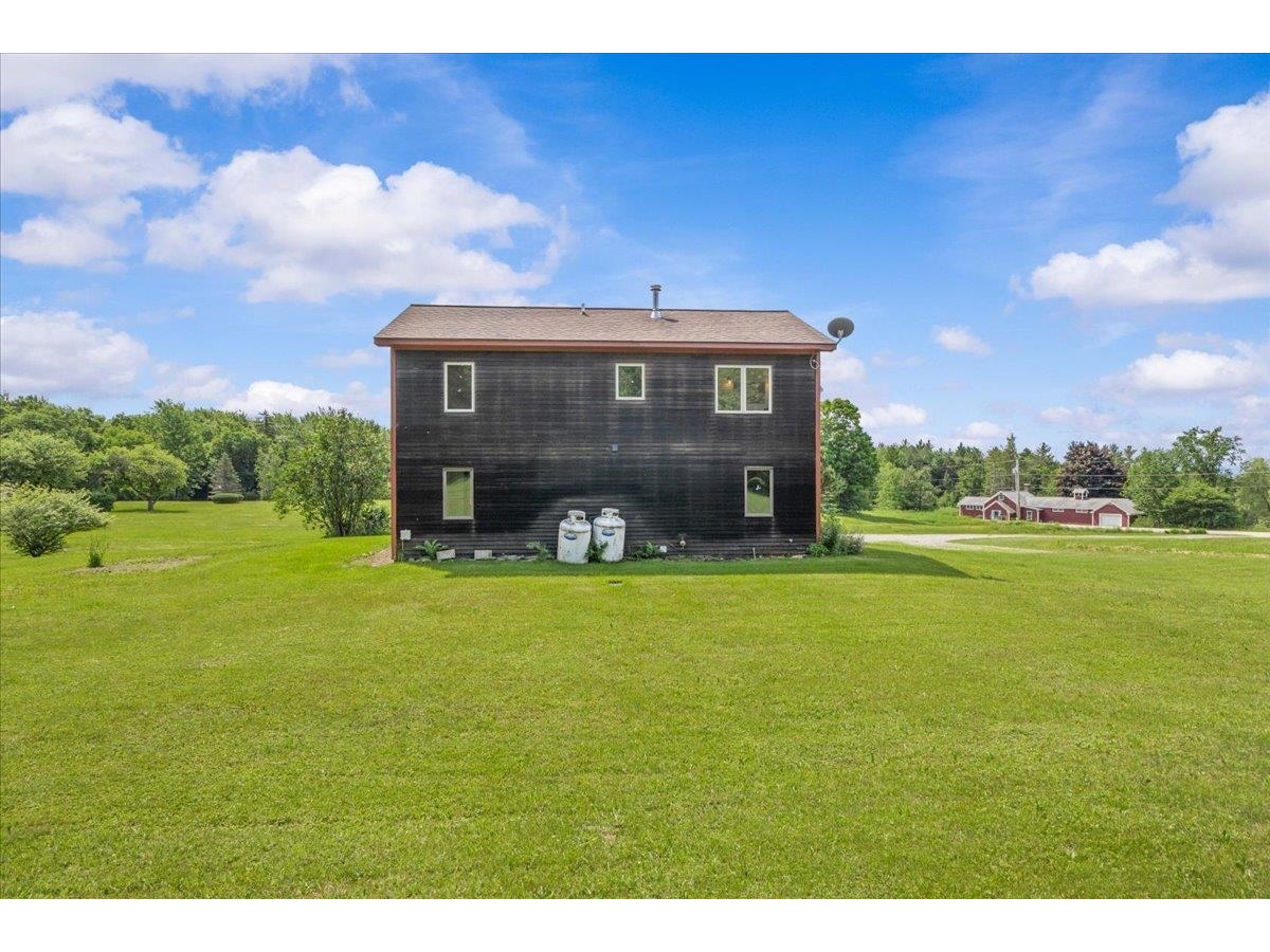 1992 West Hill Road