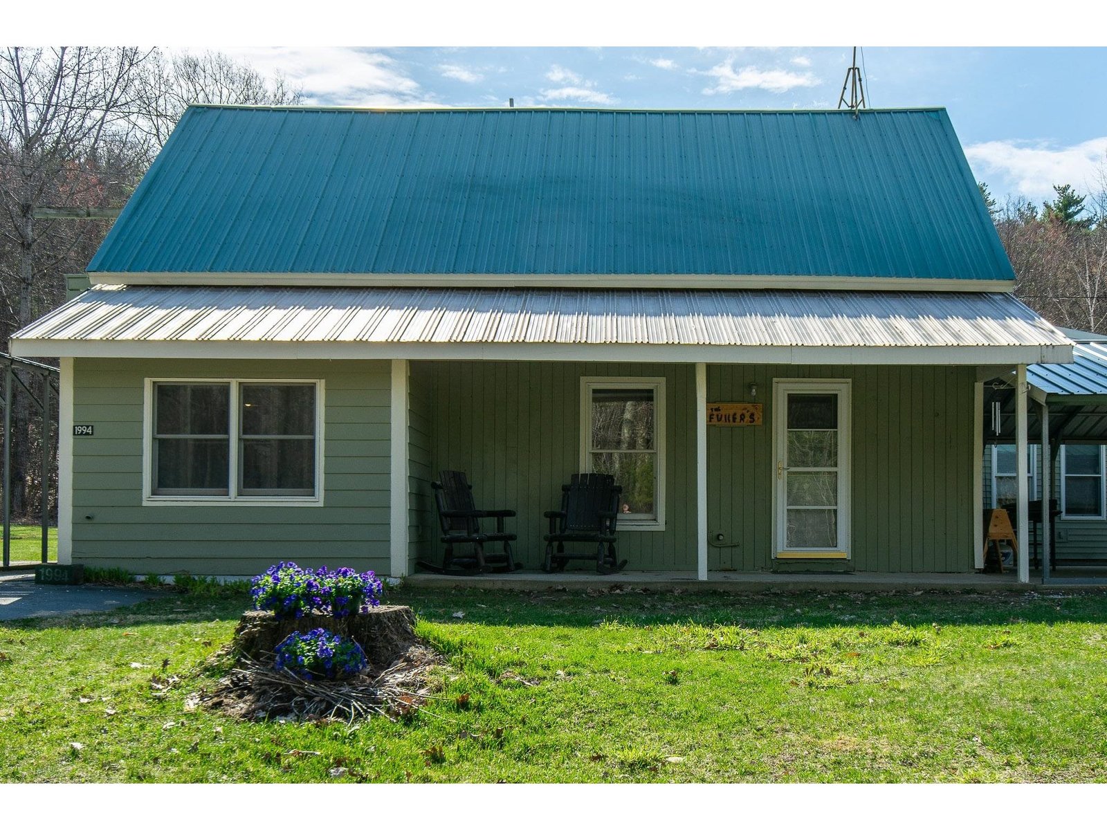 1994 Upper Plains Road