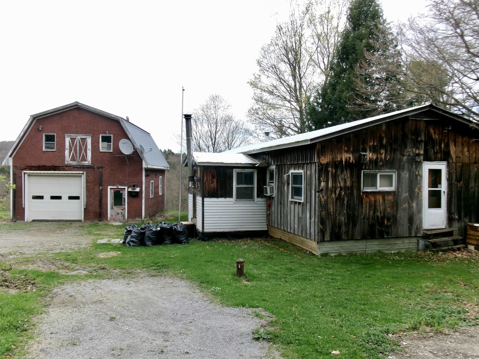 1996 North Road