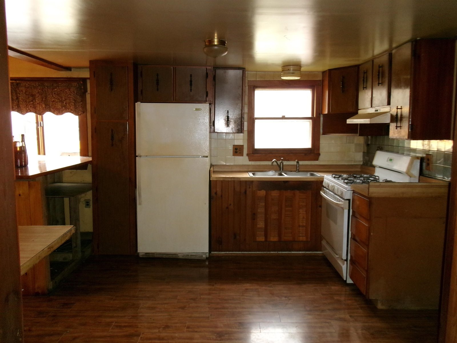 1996 North Road