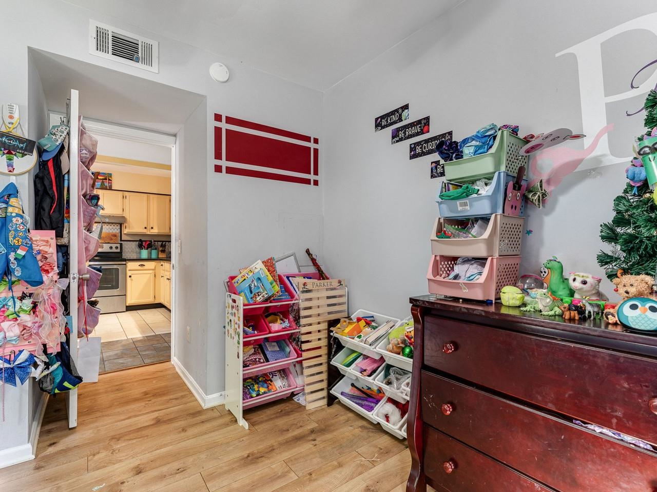 2 Alden Place, Unit 1