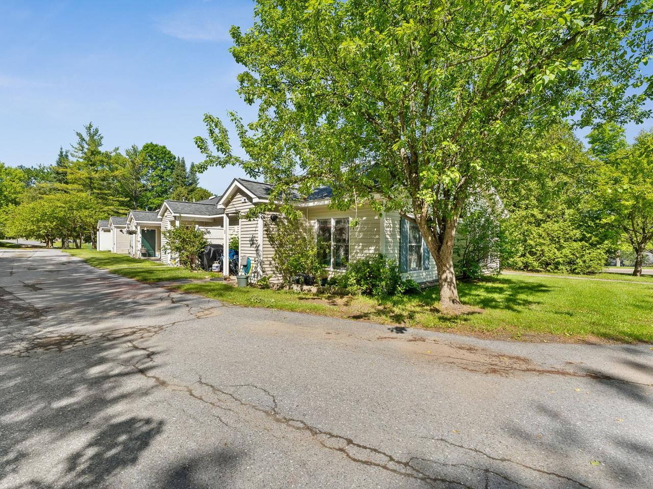2 Alden Place, Unit 1