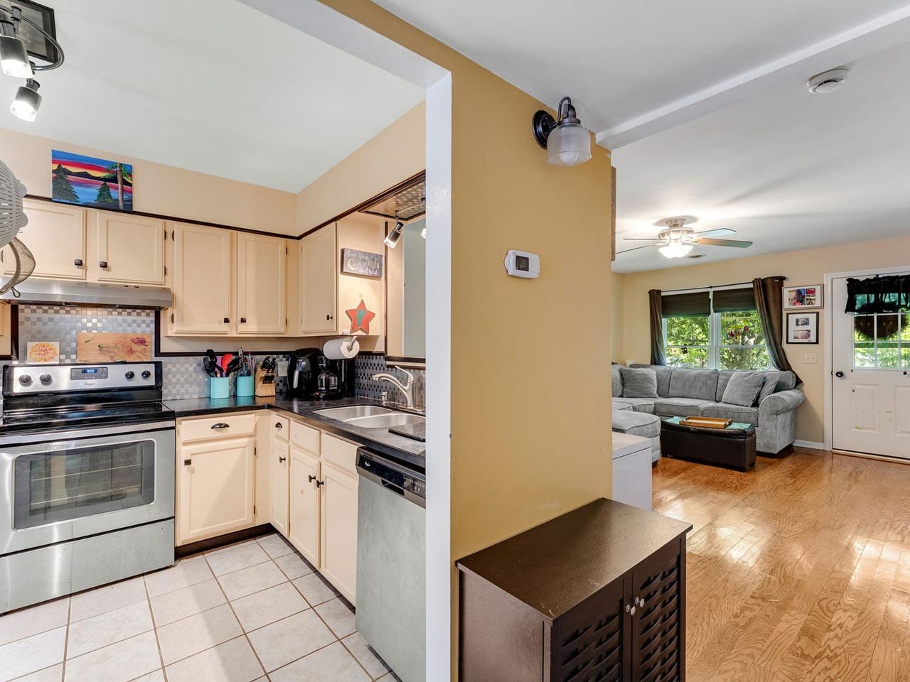 2 Alden Place, Unit 1