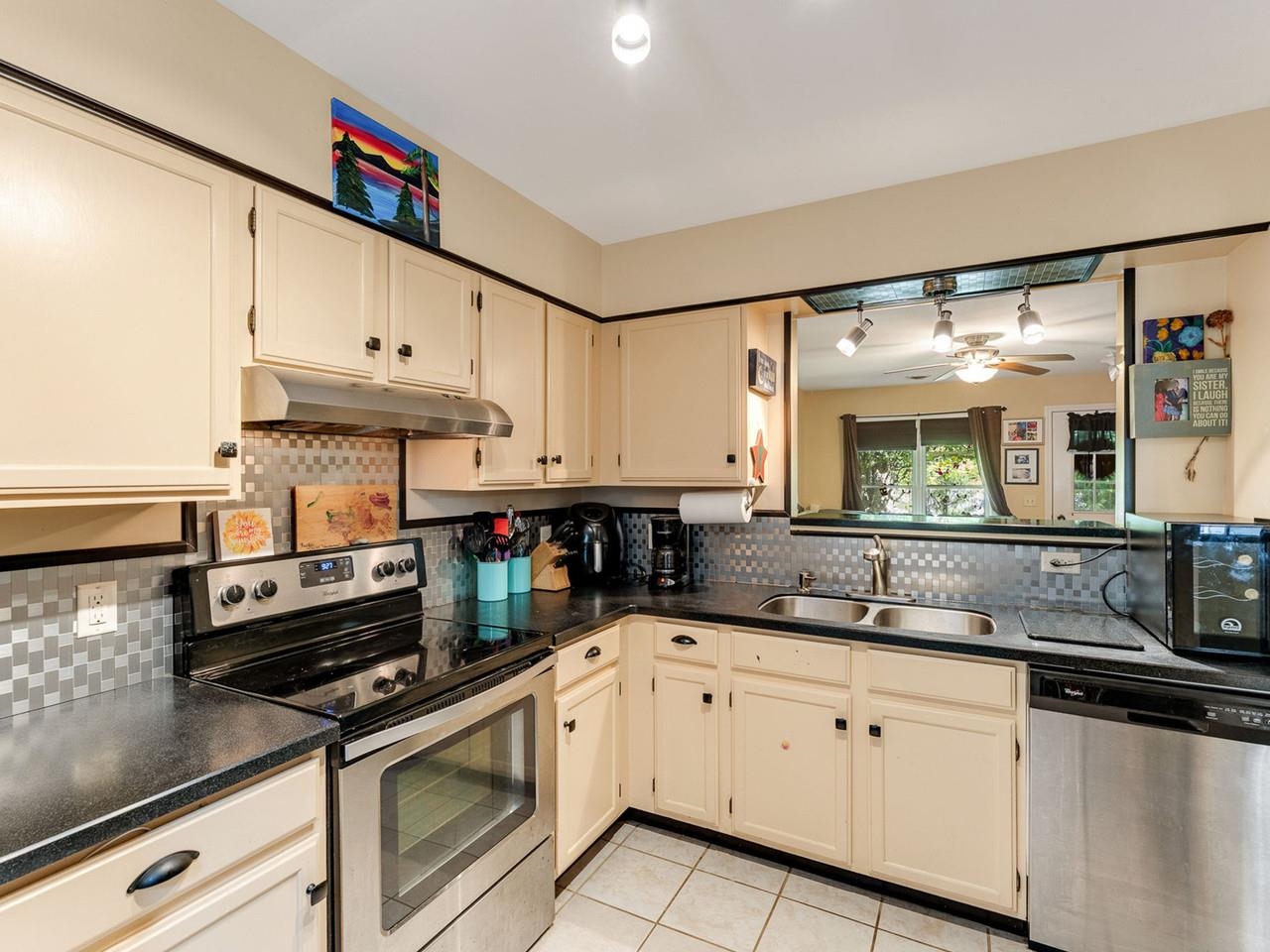2 Alden Place, Unit 1