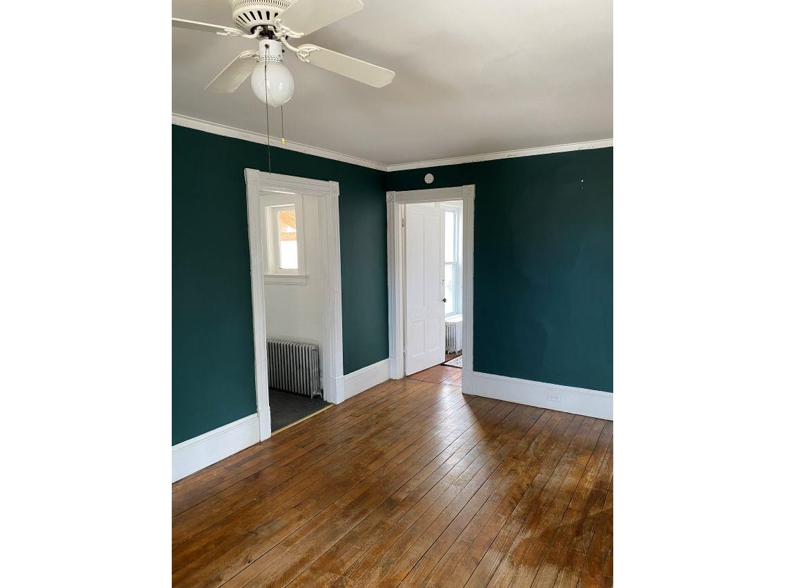 UP LIVING ROOM 2