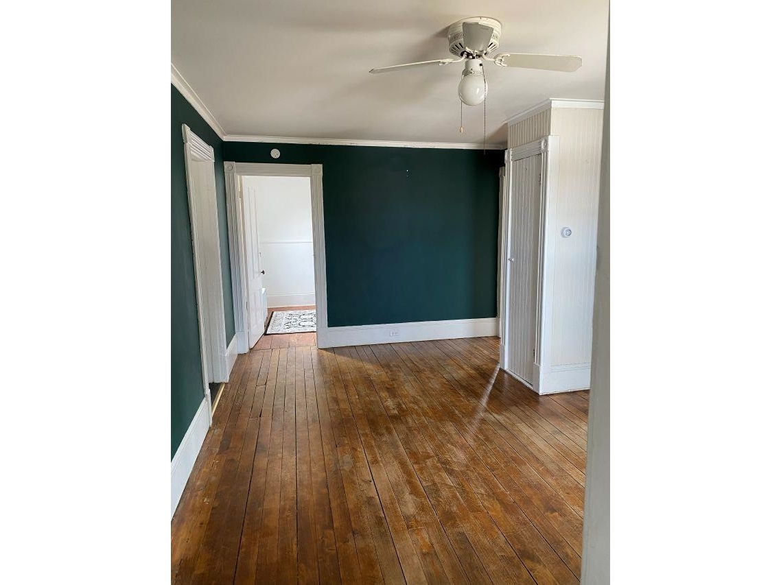 UP LIVING ROOM 5