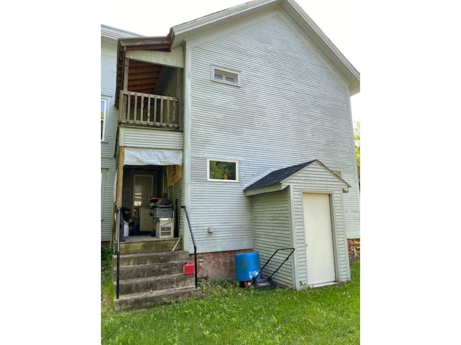 EXT BASEMENT ENTRANCE