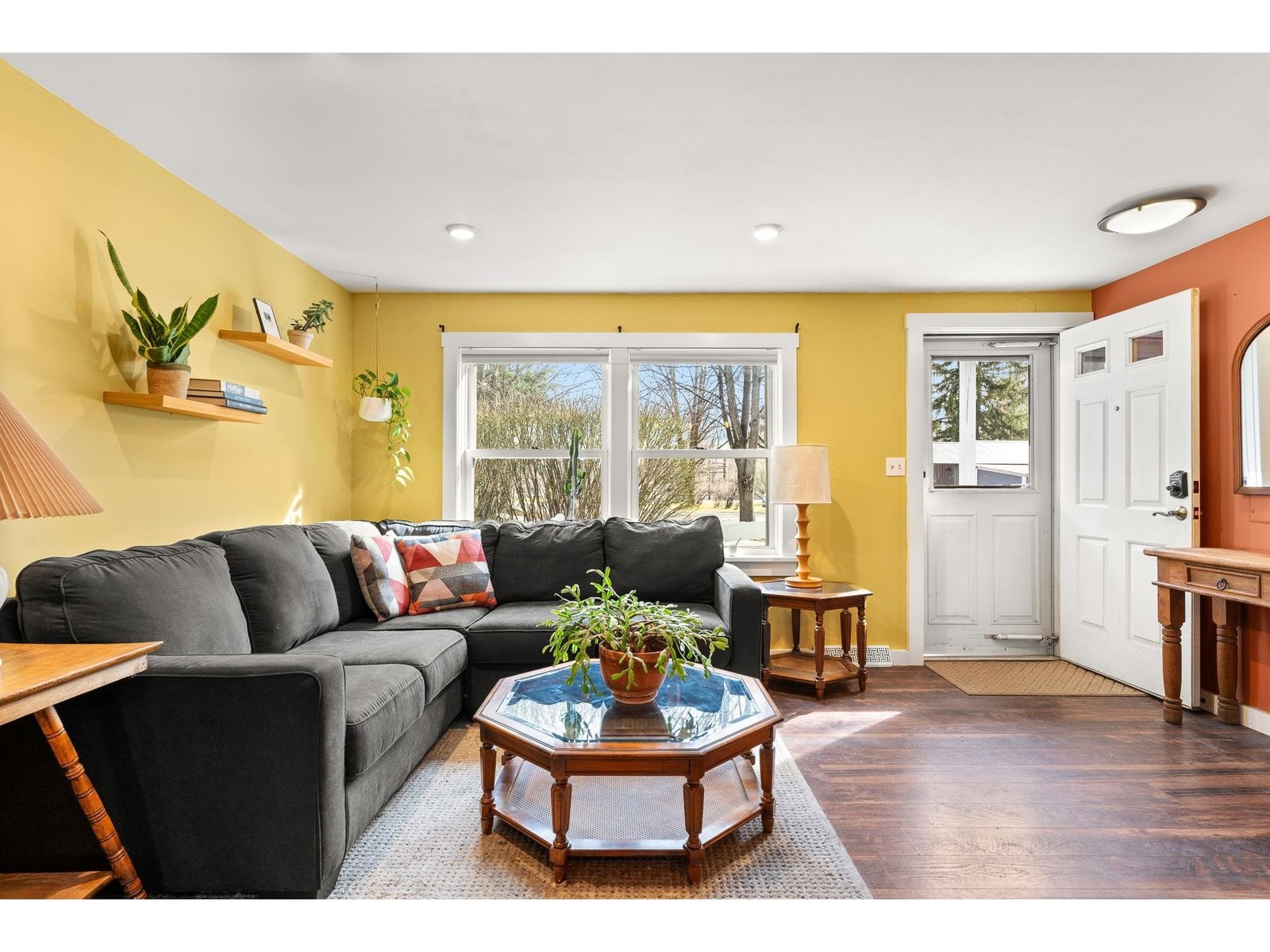 2 Arthur Court