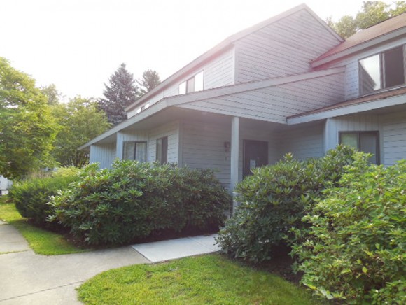 2 Chelsea Circle, Unit 2