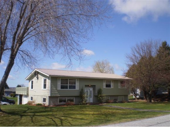2 Clover Lane