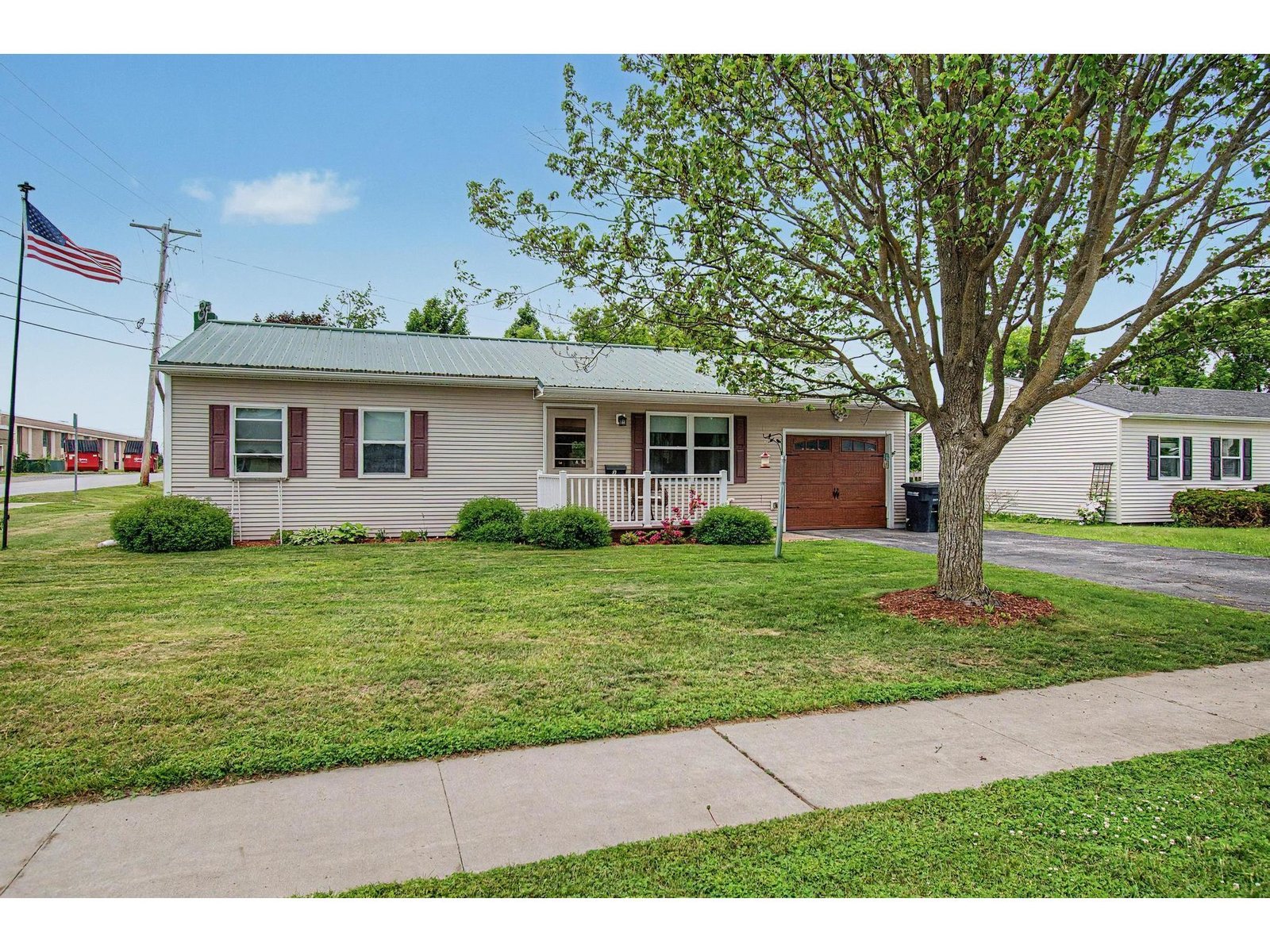 2 Finn Avenue