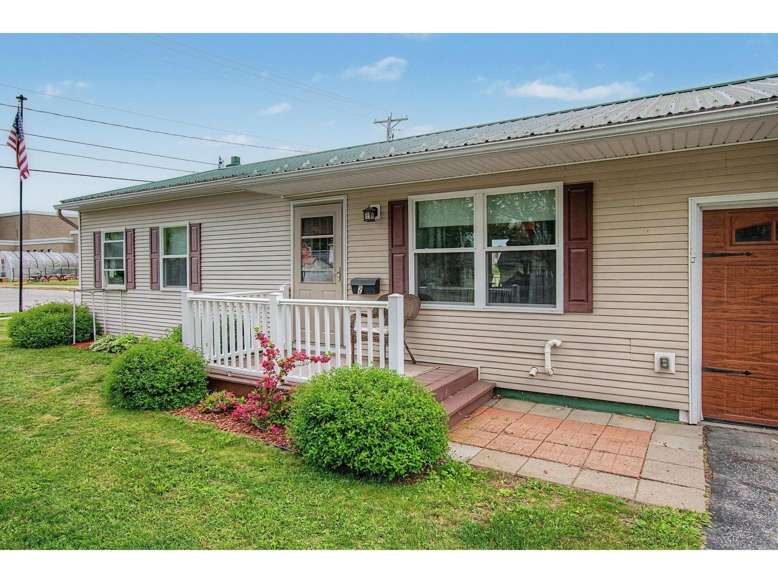 2 Finn Avenue