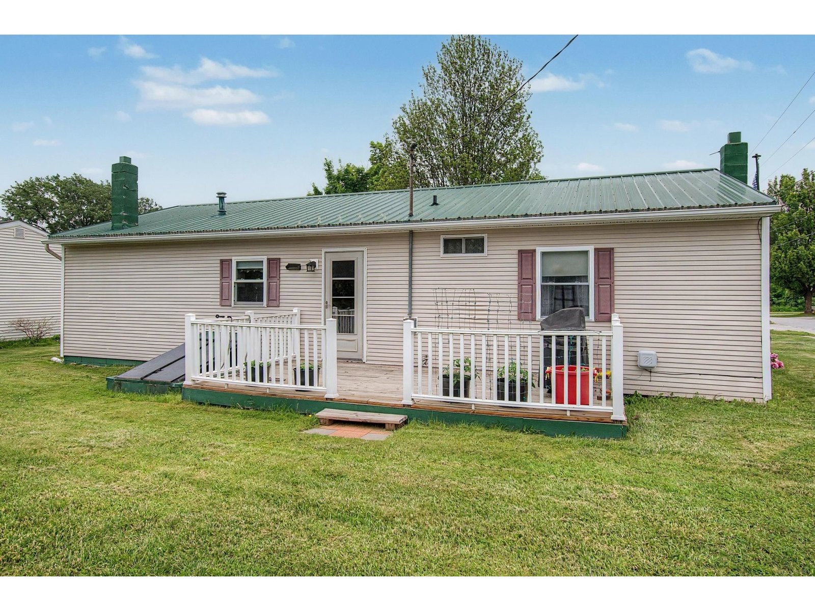 2 Finn Avenue