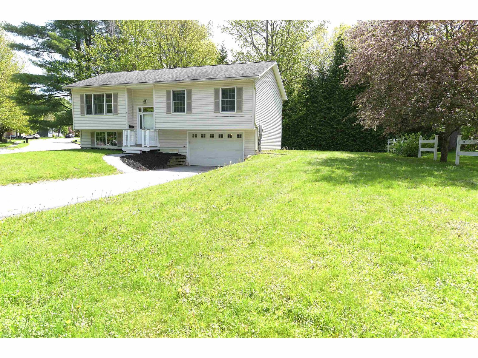 2 Francis Drive