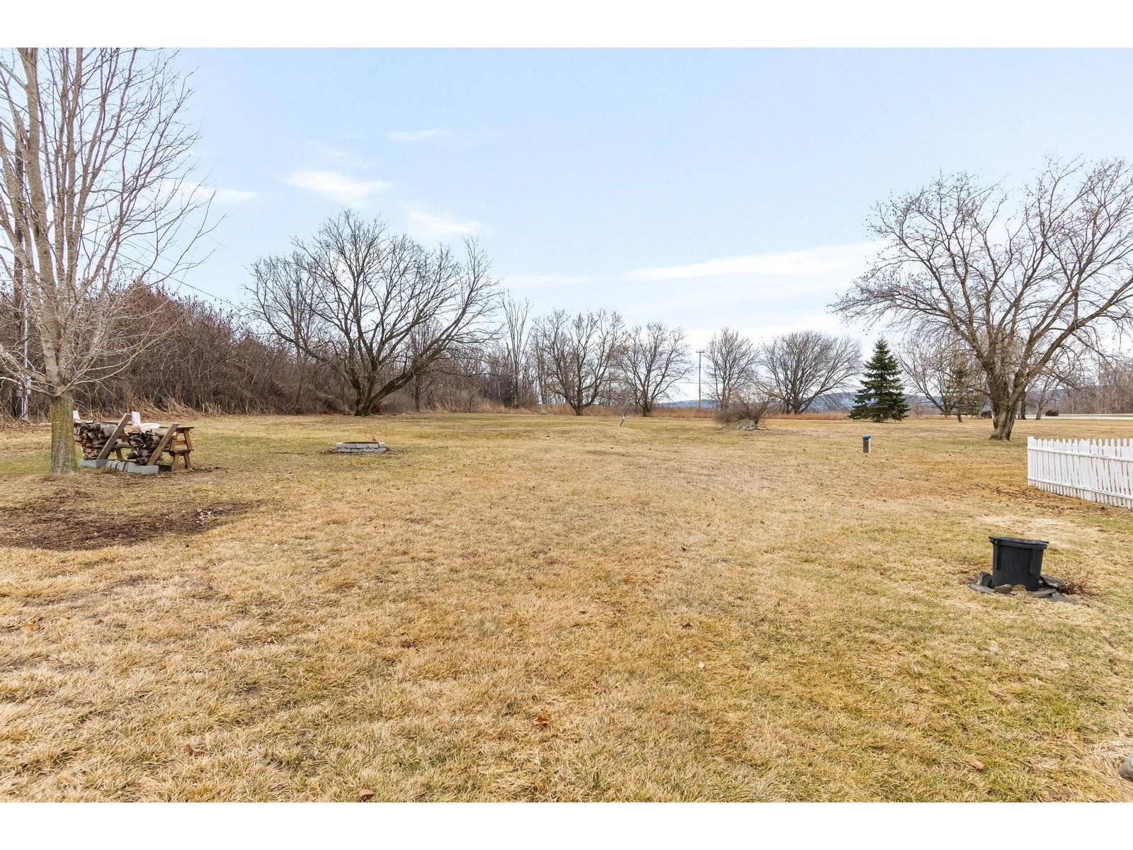 2 Glen Ridge Lane