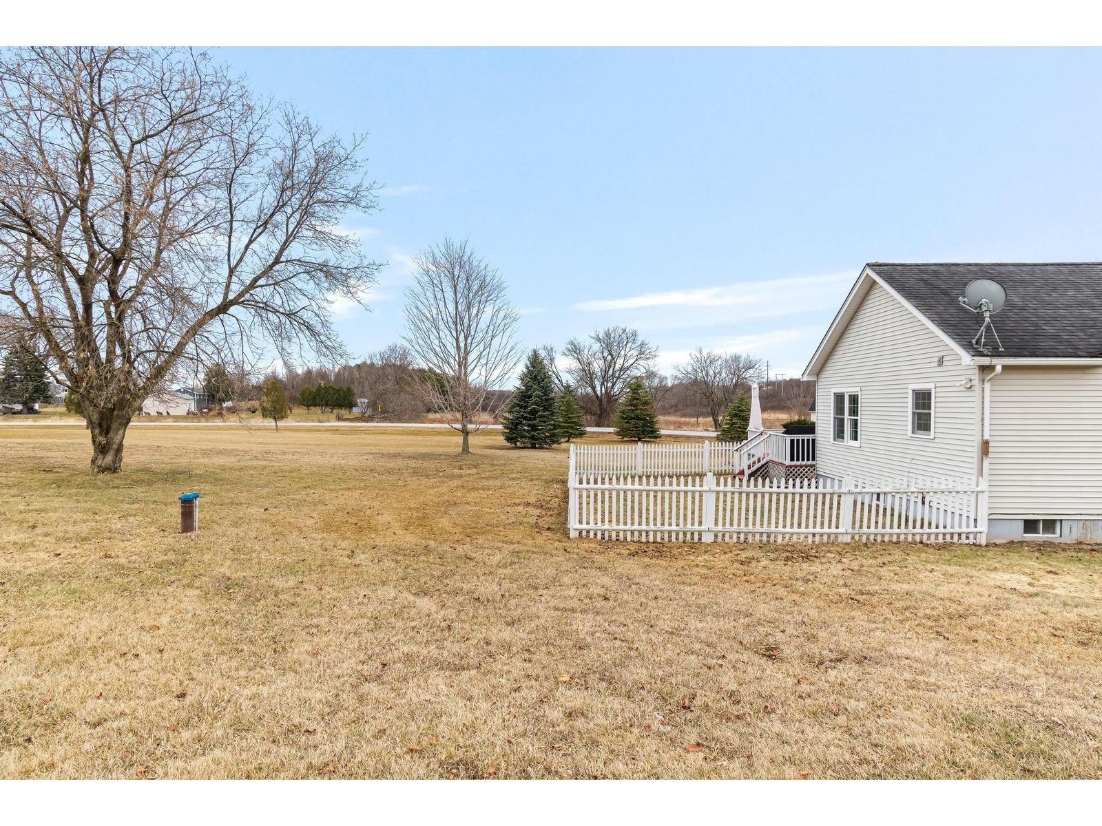 2 Glen Ridge Lane