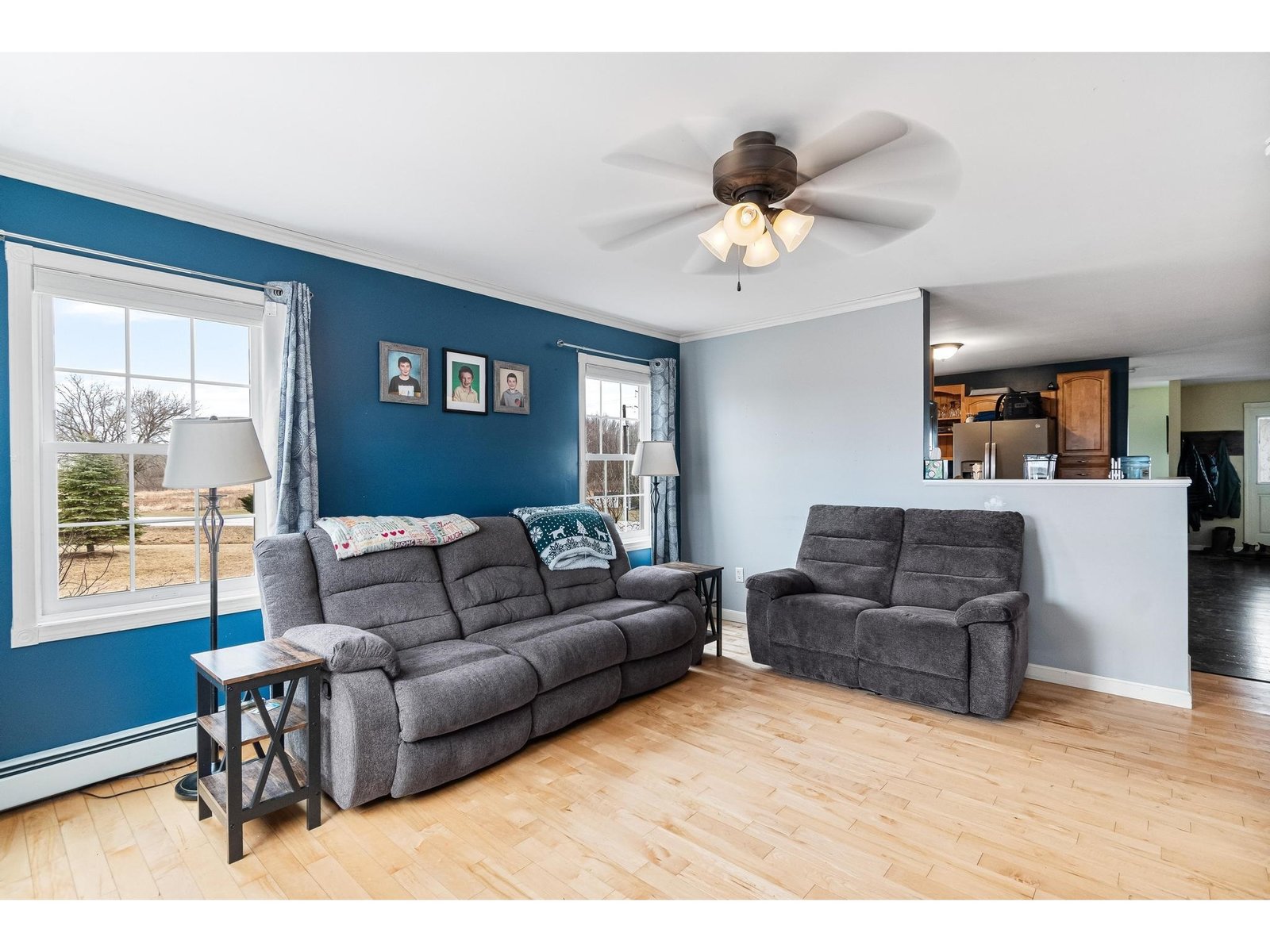 2 Glen Ridge Lane