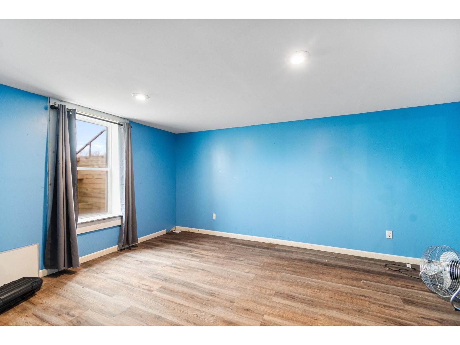 2 Glen Ridge Lane