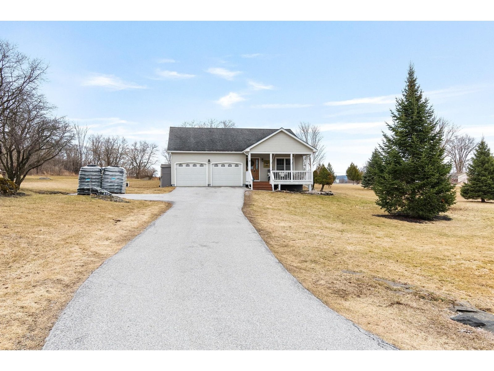 2 Glen Ridge Lane