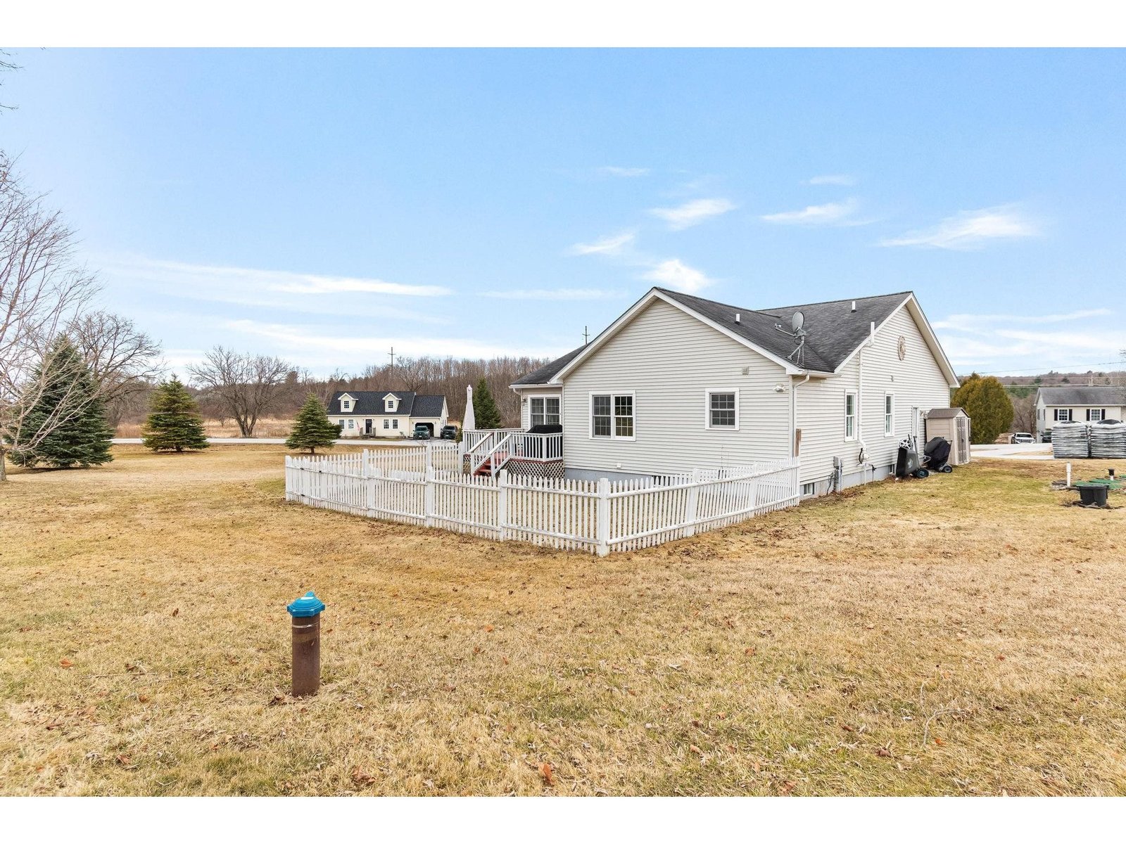 2 Glen Ridge Lane