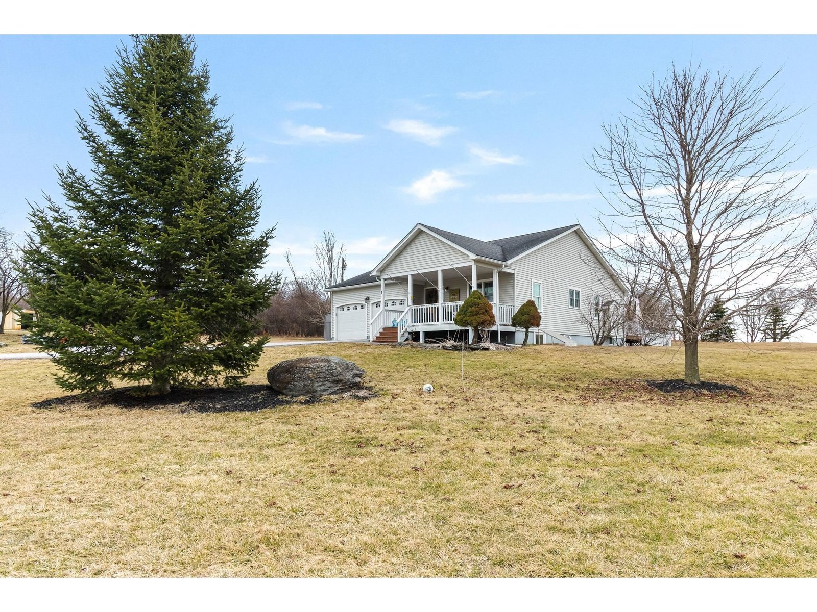 2 Glen Ridge Lane