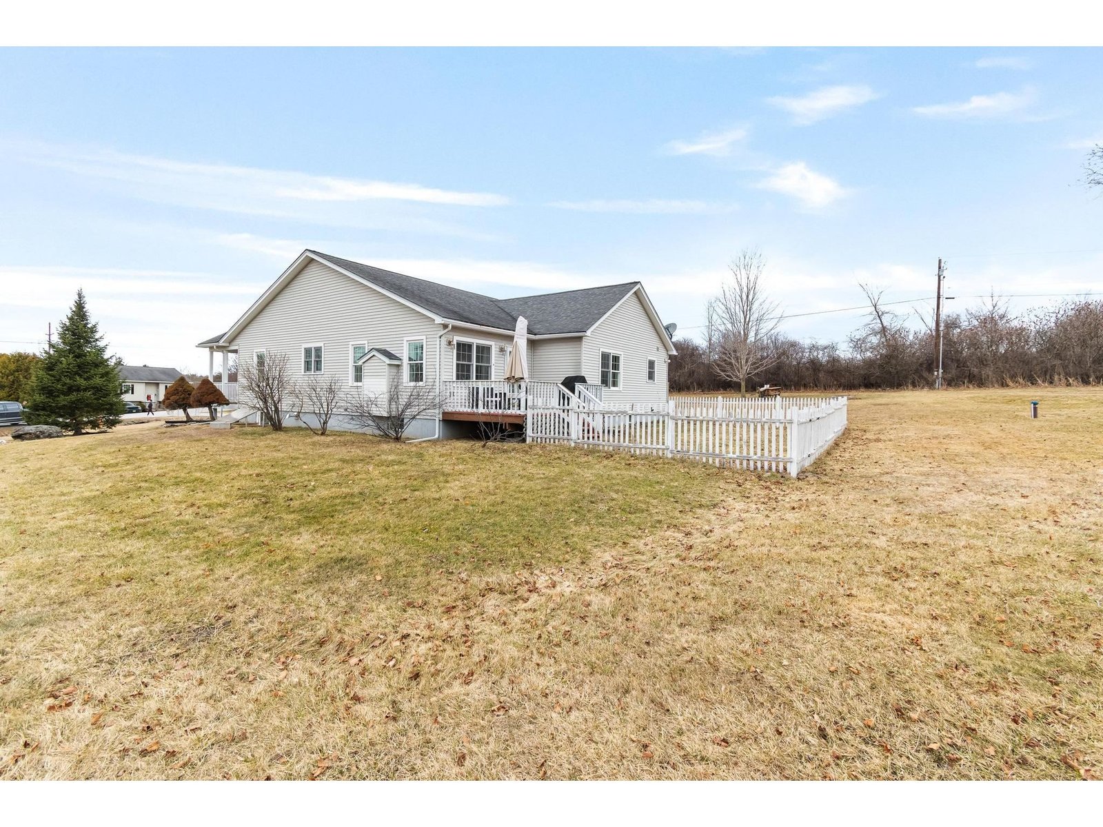 2 Glen Ridge Lane