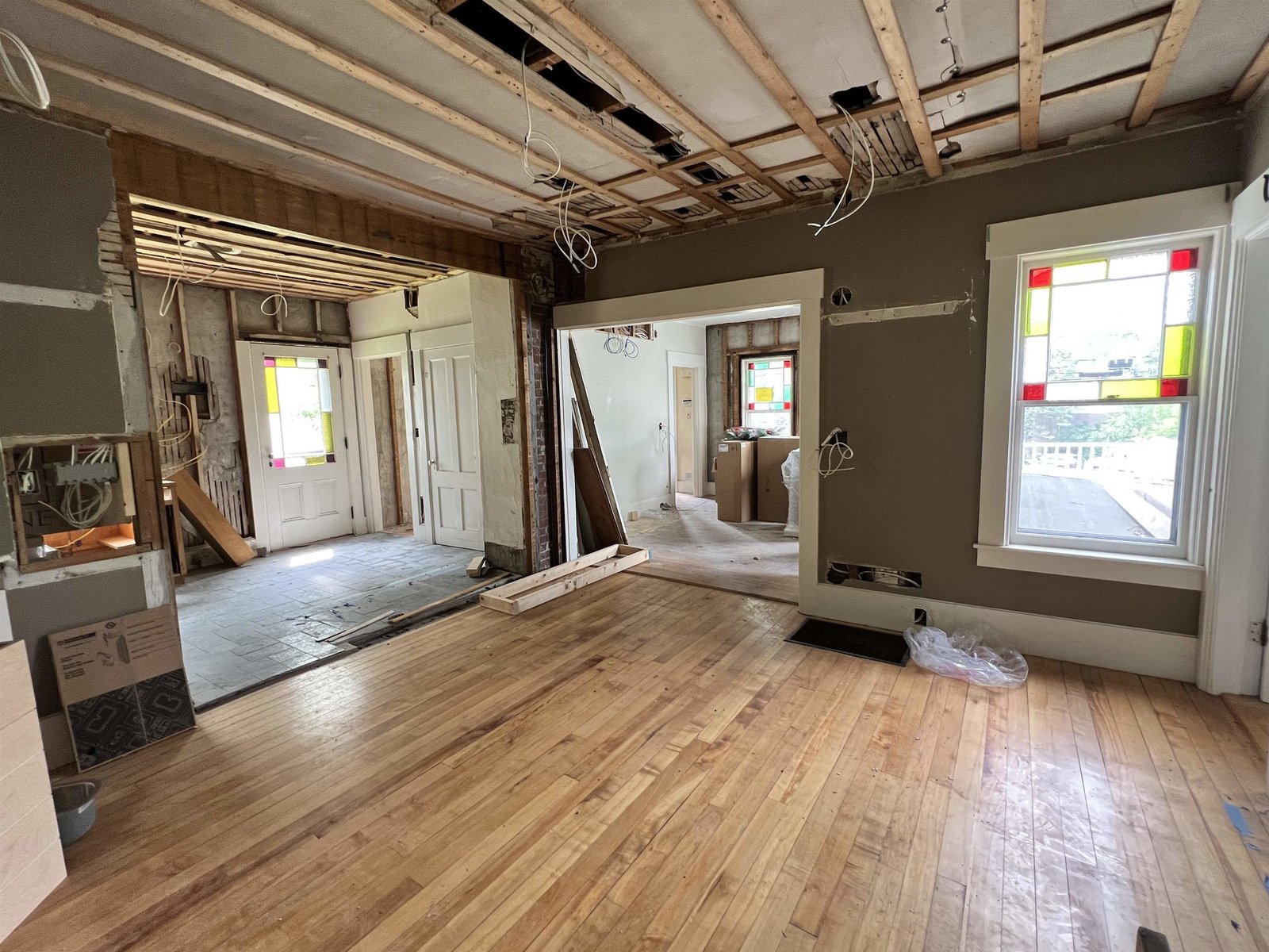 Dining to Living Room