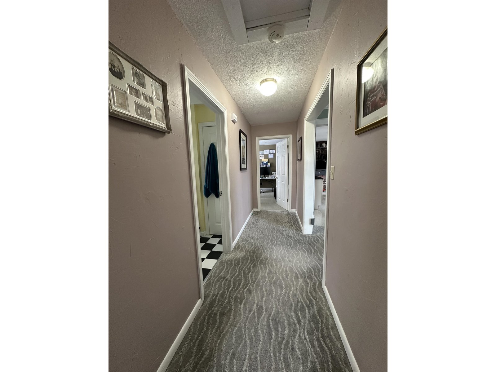2 Hillcrest Road