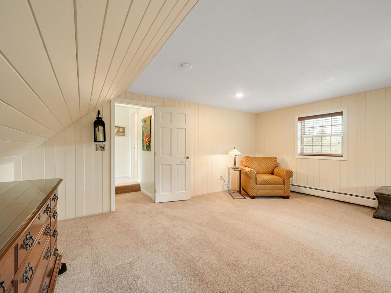2 Iris Street