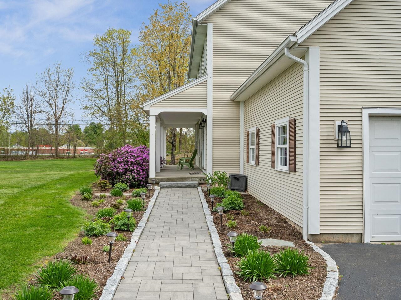 2 Iris Street
