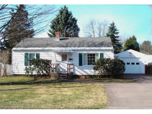 2 Iroquois Ave