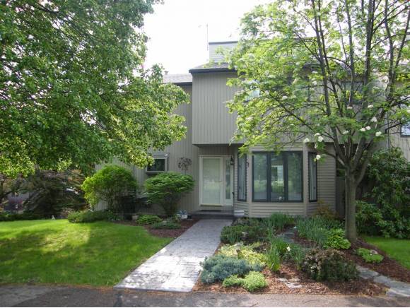 2 Lincoln Green, Unit 2