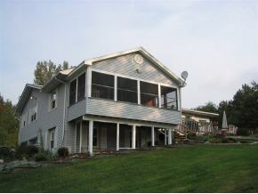 2 Meadow Dr