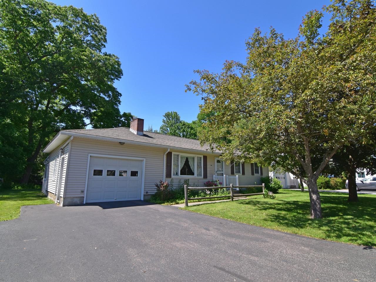 2 Murray Road, Essex Junction