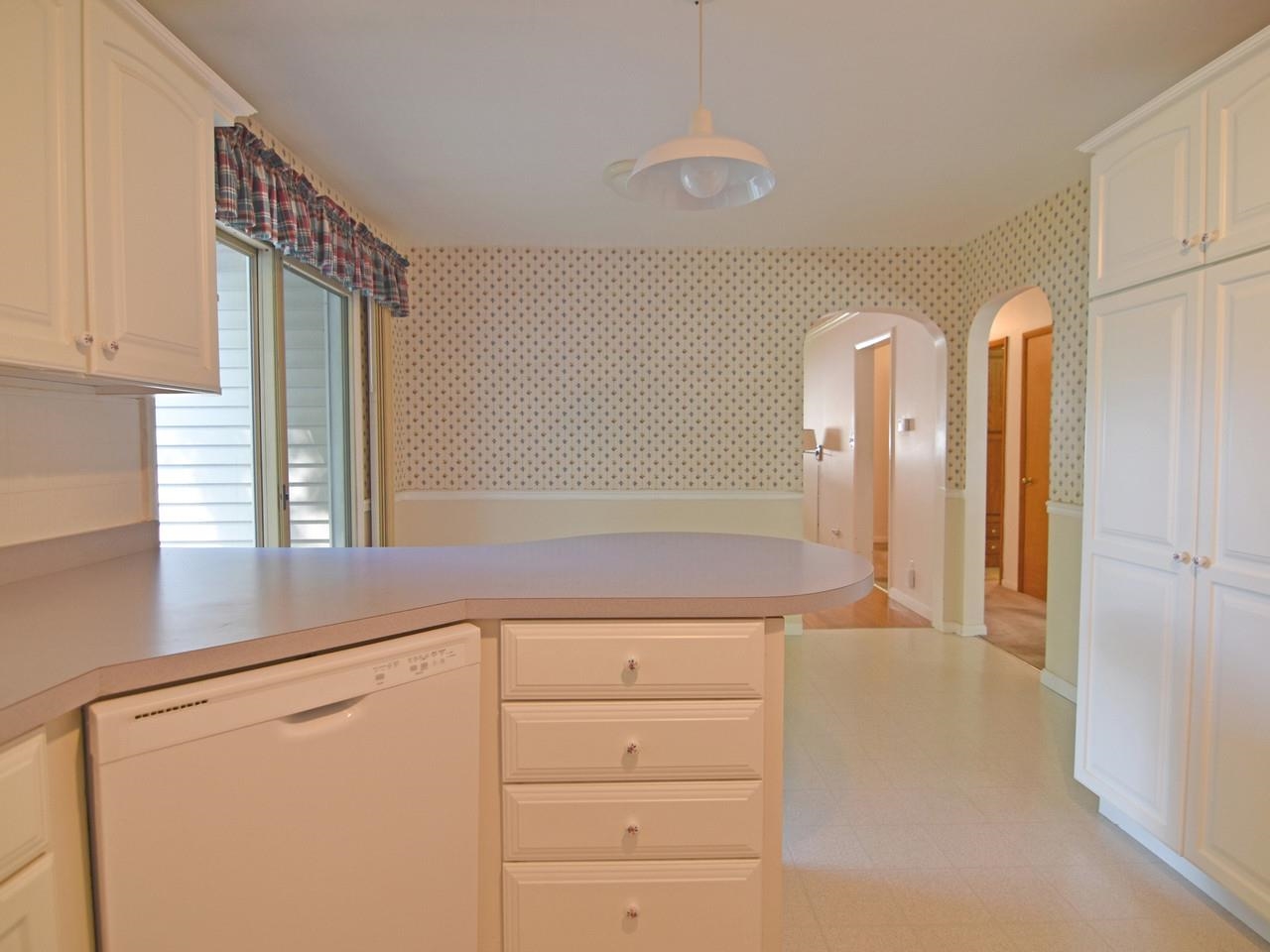 Nice sized kitchen