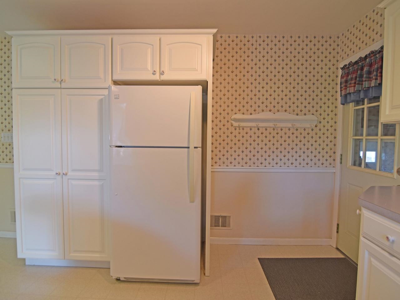 Garage entry off kitchen