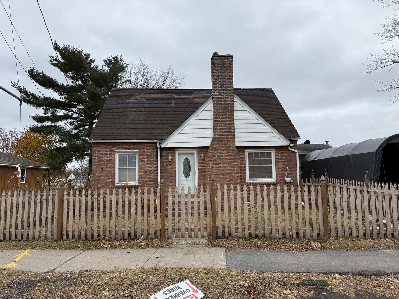 2 Normand Street