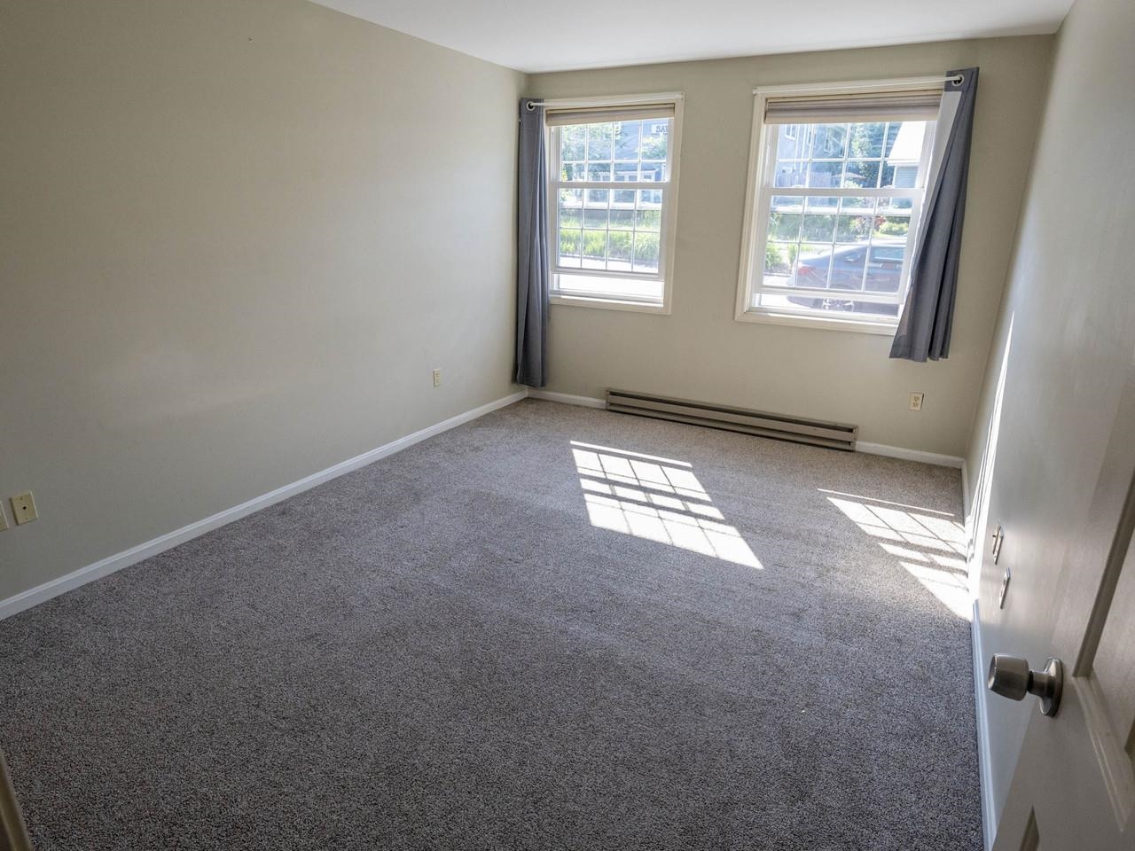 2 North Franklin Street, Unit 4