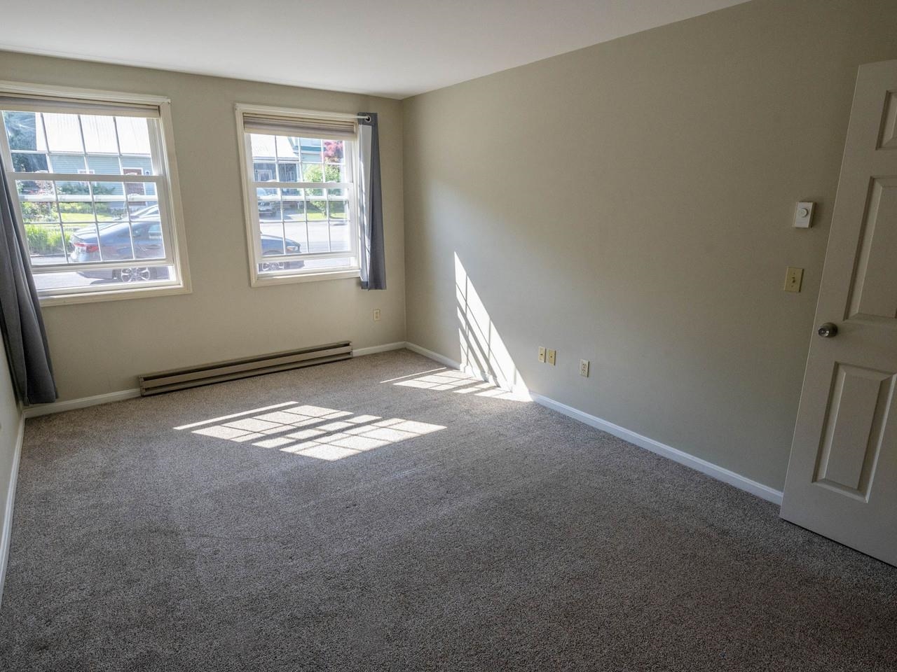 2 North Franklin Street, Unit 4