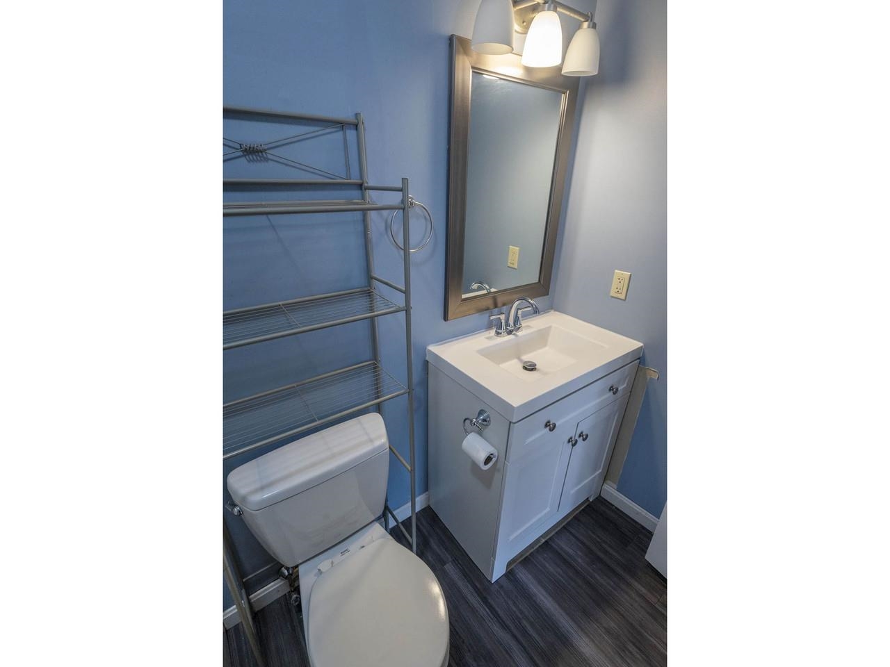 2 North Franklin Street, Unit 4