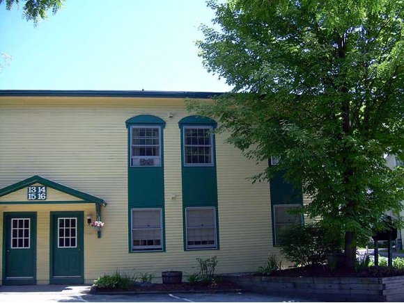 2 North Franklin Street, Unit 14