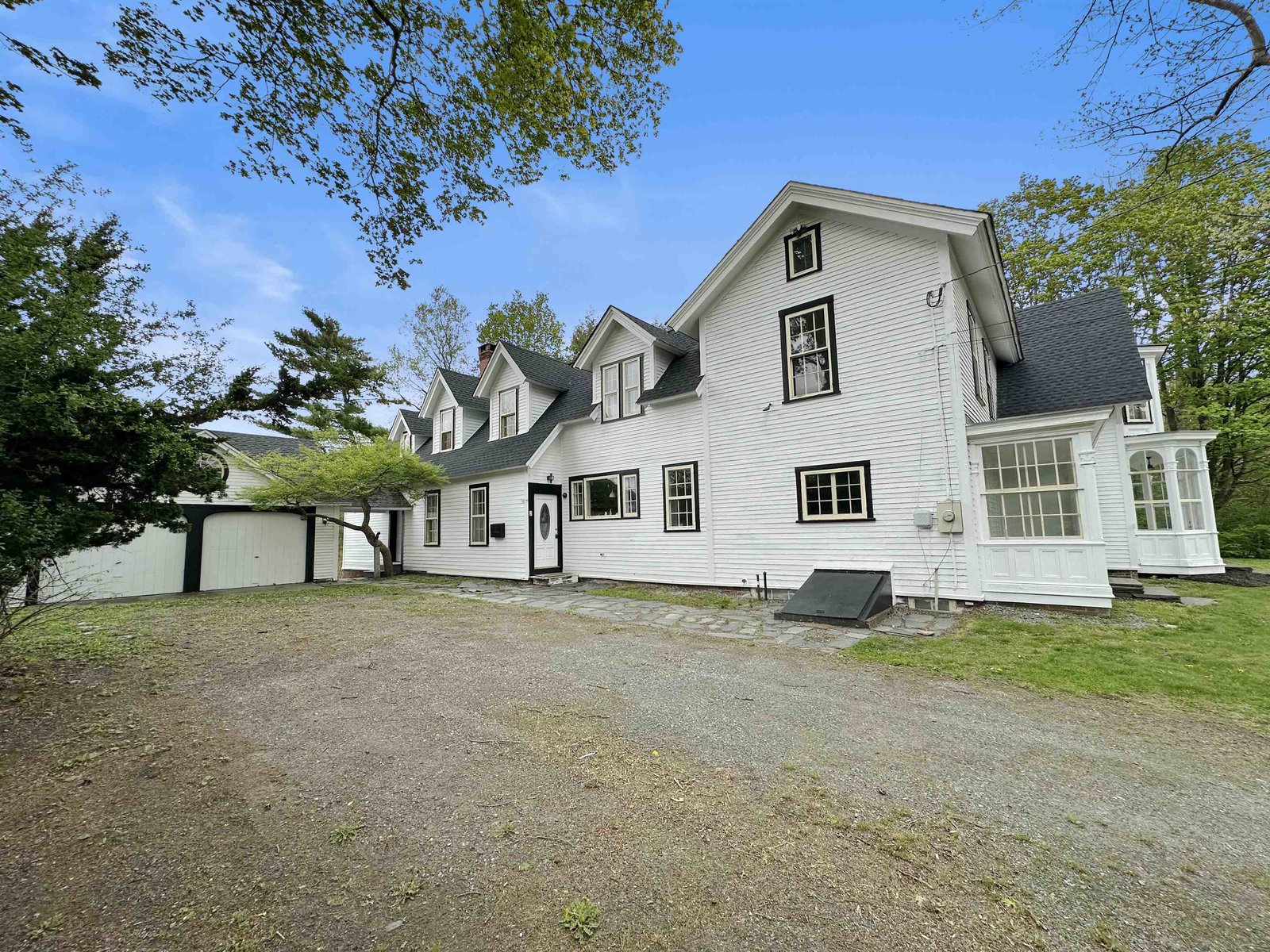 2 Pine Street