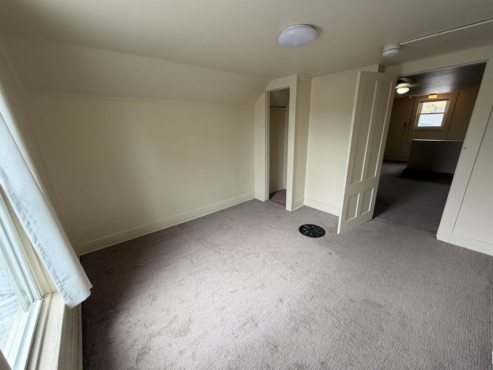 2 Plain Street