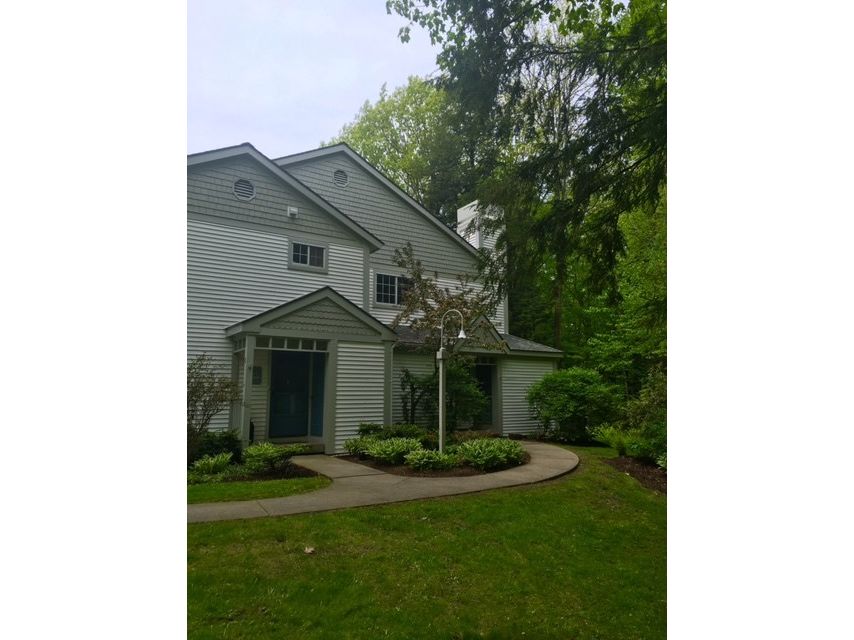 2 Winding Brook, South Burlington