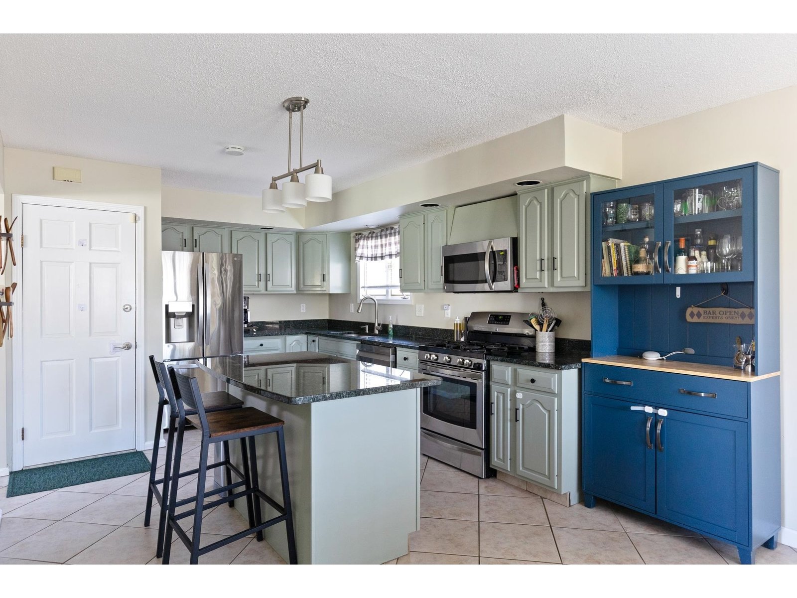2 Woodland Place
