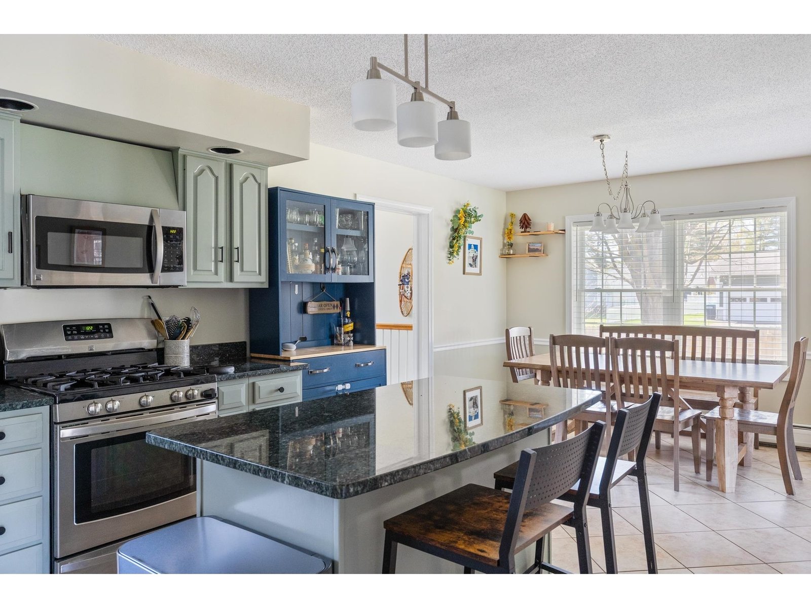 2 Woodland Place